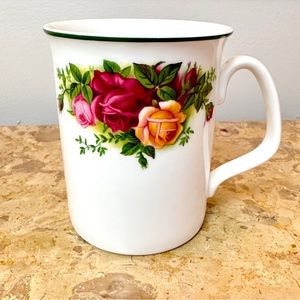 Royal Albert Old Country Roses Casual Classics mug
